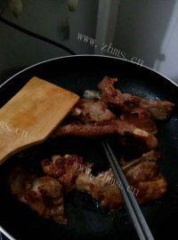 很有食欲的香煎排骨做法图解3)