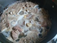 美味的娃娃菜白萝卜牛肉汤做法图解1)