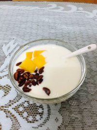 美味的家制酸奶做法图解6)
