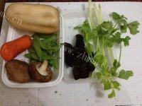 饱满的荷塘小炒做法图解1)