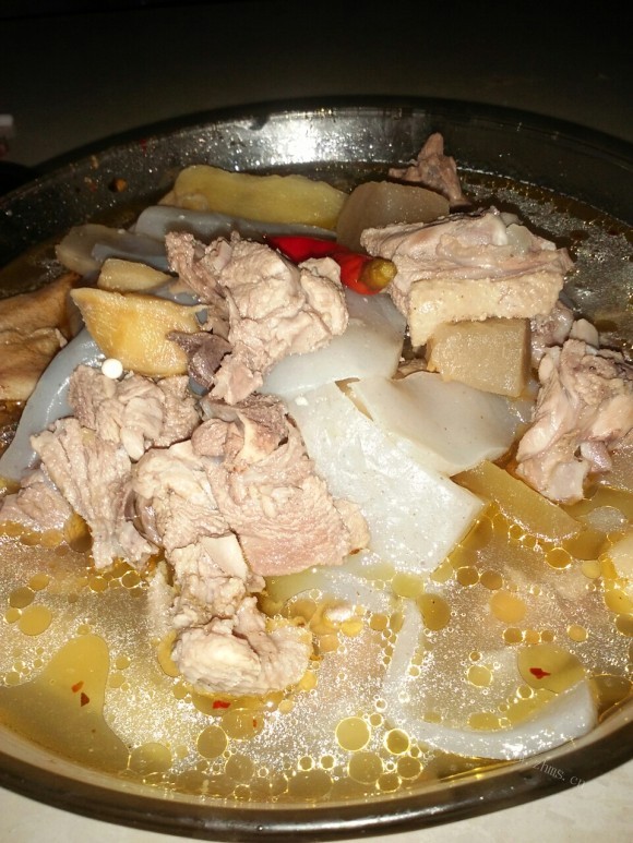 易做的酸萝卜老鸭汤
