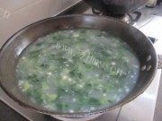 美味菠菜鸡蛋汤做法图解3)