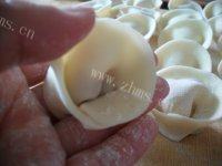易做的猪肉白菜水饺做法图解12)