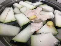 冬瓜瘦肉汤做法图解3)