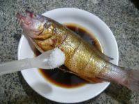 「DIY美食」清蒸鲈鱼做法图解6)