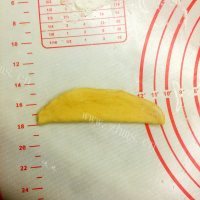 美味的金钱卷面包做法图解10)