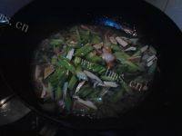 家常菜芹菜炒香干