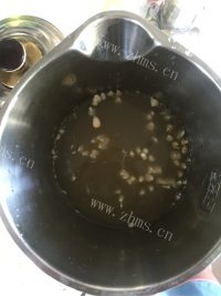 香气浓郁的玉米汁做法图解3)