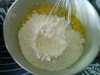 可口葱香豆腐蛋糊饼做法图解6)
