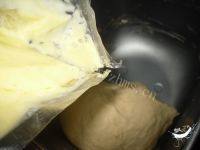 自己做的豆沙卷面包做法图解2)