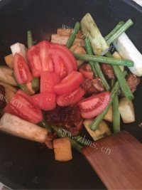 特色美食东北乱炖做法图解17)