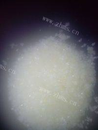 自己做的猪肉芹菜水饺做法图解3)