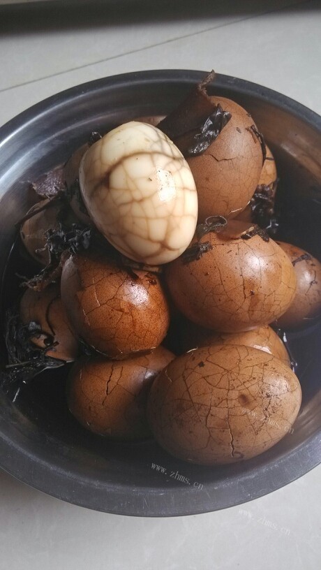 营养丰富的五香茶叶蛋