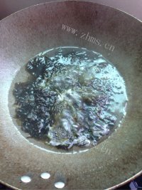 美味的紫菜瘦肉汤做法图解3)