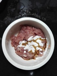 美味魔芋香烤鱼做法图解4)