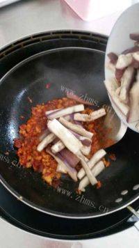 家常菜肉末茄子做法图解6)