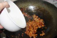 味道香醇的肉末烧豆腐做法图解6)