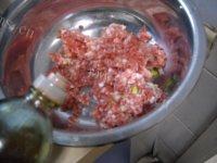 美味酸菜饺子做法图解5)