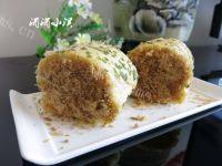 自己做的香葱肉松面包卷