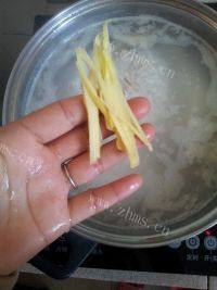 美味早餐瘦肉蔬菜粥做法图解10)