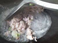 家常肉末豆腐做法图解7)