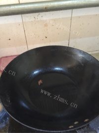 家常菜洋白菜炒西红柿做法图解3)