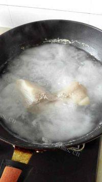 口感不错的韭菜猪肉蒸饺做法图解1)