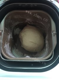 自制苹果面包做法图解3)