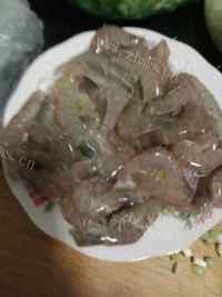 滋补的蒜蓉蒸虾做法图解2)