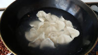 好吃鲜肉胡萝卜水饺做法图解15)