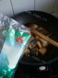 家常菜鲅鱼炖豆腐做法图解13)