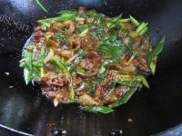 盐煎肉做法图解7)