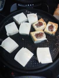 煎酿豆腐煲做法图解7)