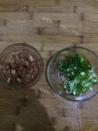 特色美食辣白菜炒饭做法图解1)