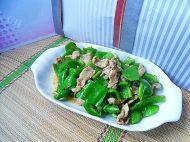 家常菜肉片炒青椒