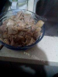 家常菜水煮肉做法图解5)