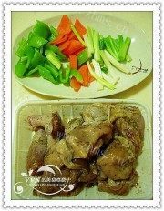 美味的孜然炖鸡块做法图解2)