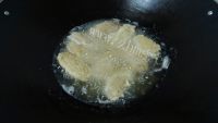 特下饭的炸鸡翅做法图解9)