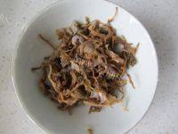 自制美食明油笋干菜煮茭白做法图解6)