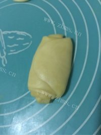 自制酥皮五仁月饼做法图解8)