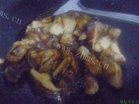 好吃的香菇炖鸡腿做法图解14)
