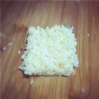 美味的韩式白泡菜做法图解3)