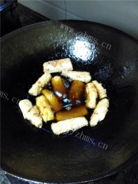 美味酸菜渡带鱼做法图解7)