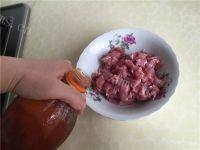 美味的菠萝咕咾肉做法图解2)