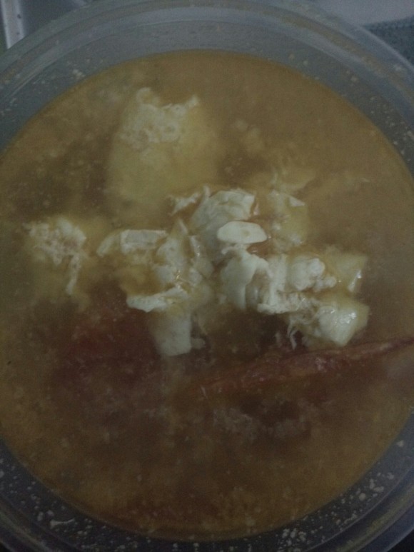 热腾腾的番茄蛋汤
