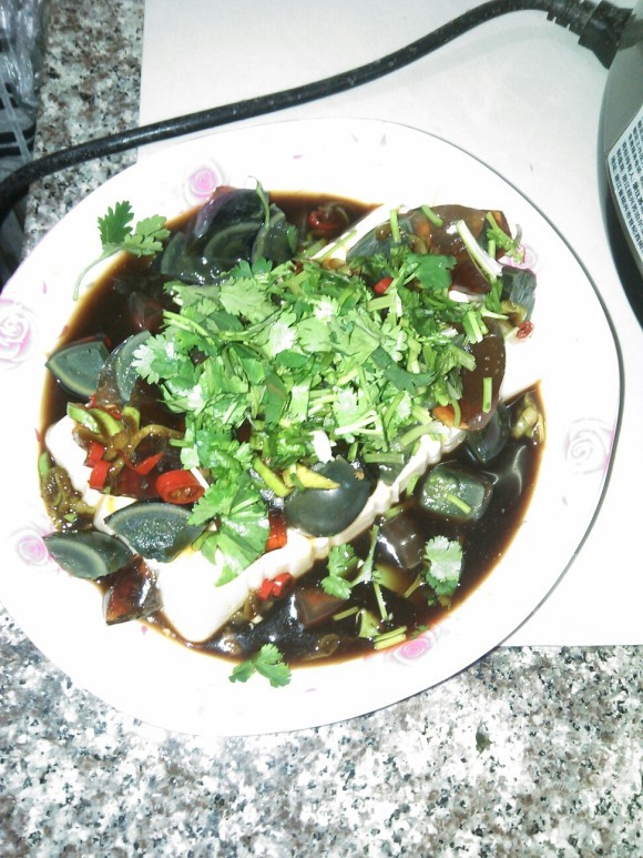 喷香的皮蛋豆腐