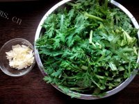 家常菜蒜蓉茼蒿做法图解2)