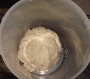 美味的法棍面包做法图解1)