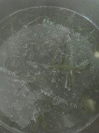 美味的海带排骨汤