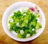 美味的香芋蒸排骨做法图解7)